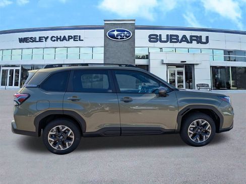 Used 2026 Subaru Forester Premium image 3