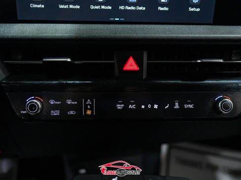 Used 2024 Kia EV6 Light image 32