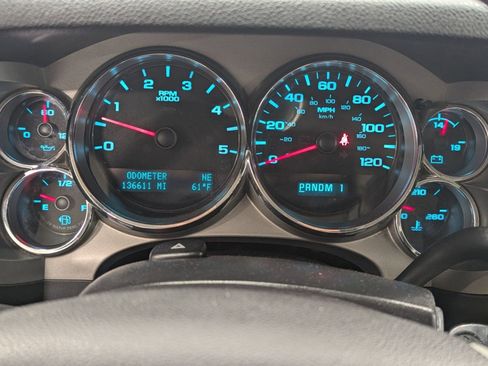 Used 2012 Chevrolet Silverado 2500 LT w/ Interior Plus Package image 13