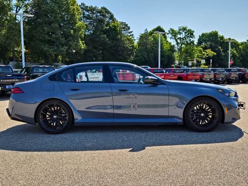 Used 2026 BMW M5 w/ Executive Package AWD/4WD image 7