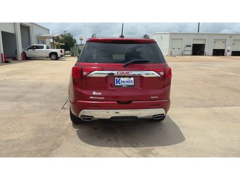 Used 2019 GMC Acadia Denali w/ Technology Package AWD/4WD image 7