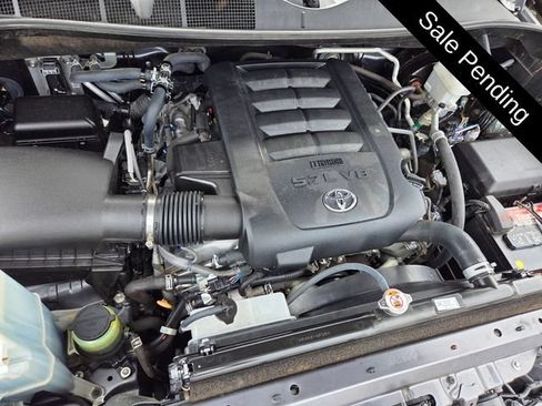 Used 2020 Toyota Sequoia Platinum RWD image 31