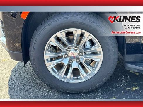 Used 2024 GMC Yukon Denali AWD/4WD image 13