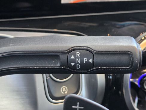 Certified 2022 Mercedes-Benz GLB 250 4MATIC image 29