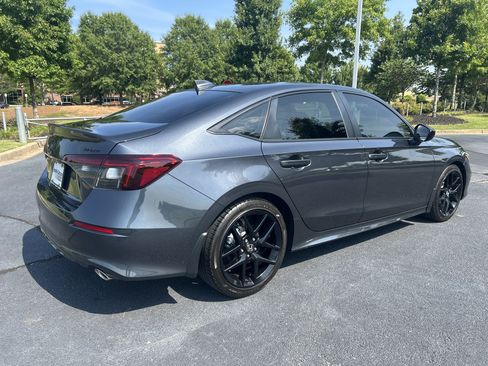 Used 2025 Honda Civic Sport image 9