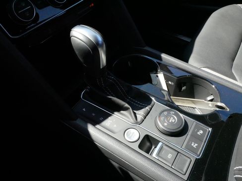 Certified 2023 Volkswagen Atlas Cross Sport SEL Premium R-Line image 22