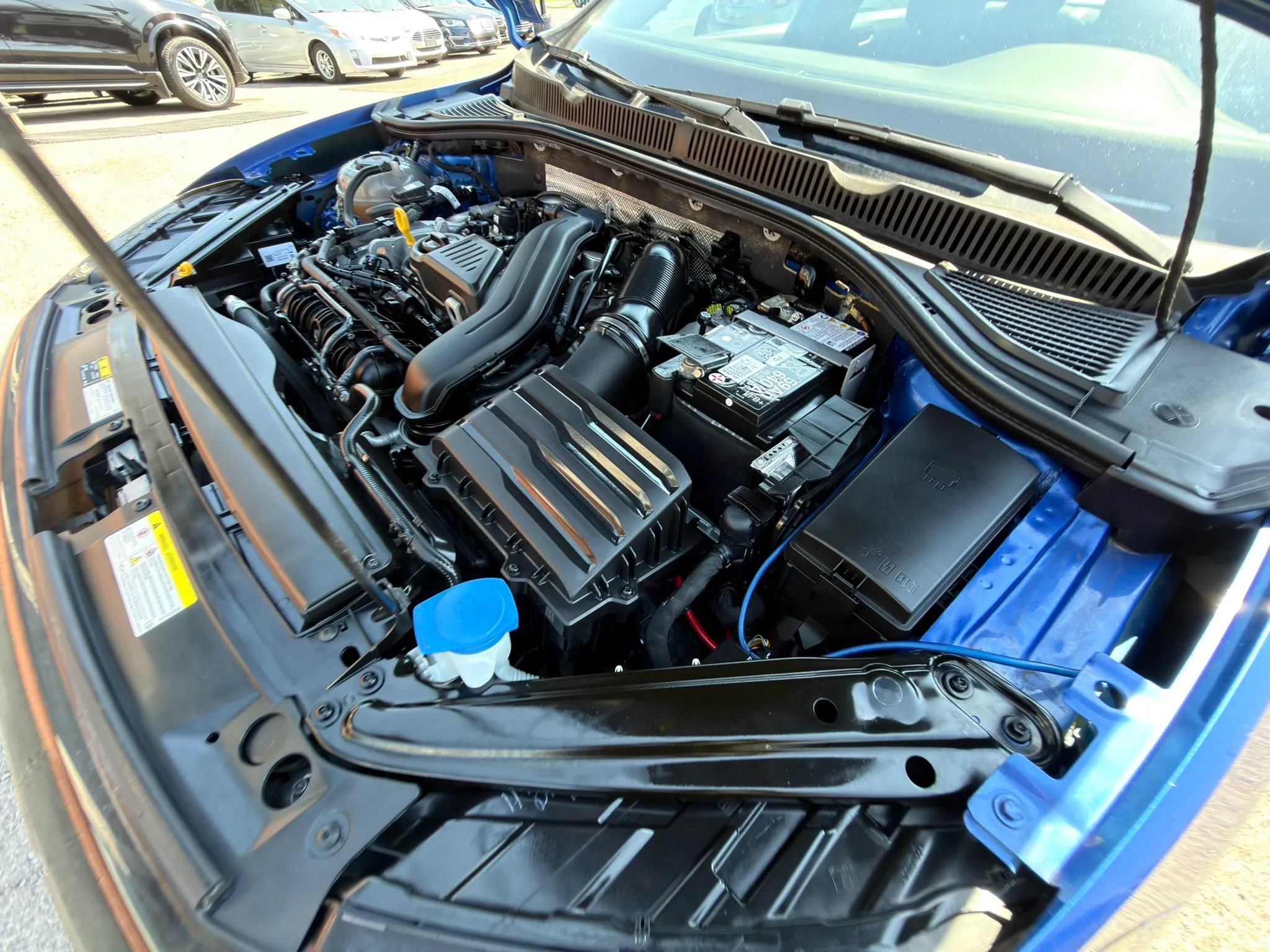 Used 2024 Volkswagen Jetta Sport FWD image 3