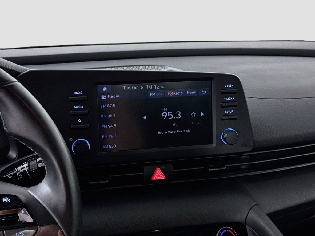 Used 2025 Hyundai Elantra Sport FWD image 14