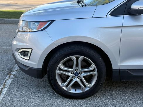 Used 2018 Ford Edge Titanium image 4