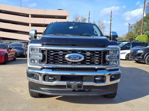 Used 2023 Ford F350 Lariat w/ Lariat Ultimate Package image 2