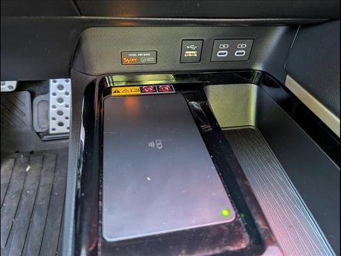 Used 2025 Toyota Camry XSE image 16