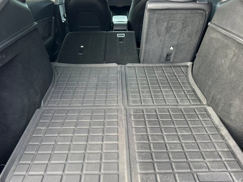 Used 2023 Tesla Model Y Long Range image 15