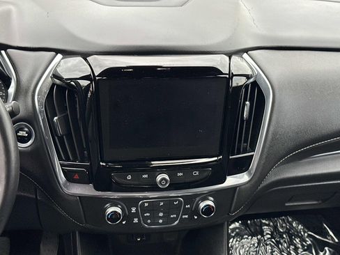 Used 2022 Chevrolet Traverse LT w/ LPO, Floor Liner Package image 10