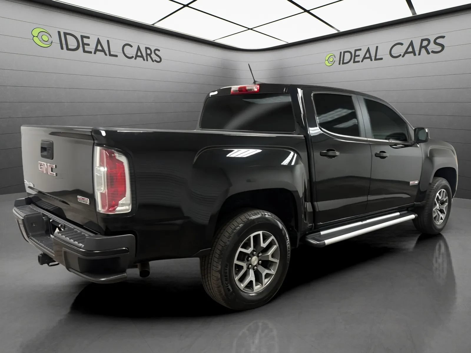 Used 2015 GMC Canyon SLE w/ All-Terrain Package AWD/4WD image 5