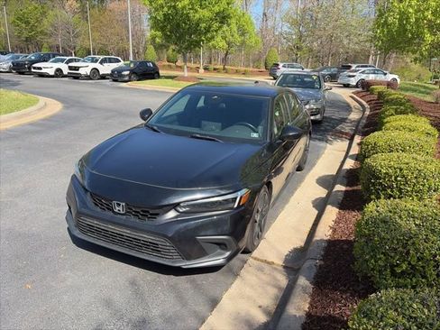Used 2023 Honda Civic Sport image 12