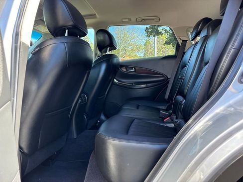 Used 2017 INFINITI QX50 2WD w/ Premium Plus Package image 13