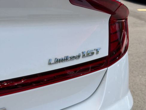 Used 2023 Hyundai Sonata Limited FWD image 18