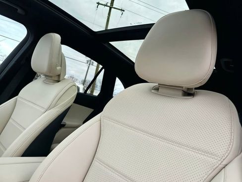 New 2026 Mercedes-Benz GLC 300 4MATIC image 19