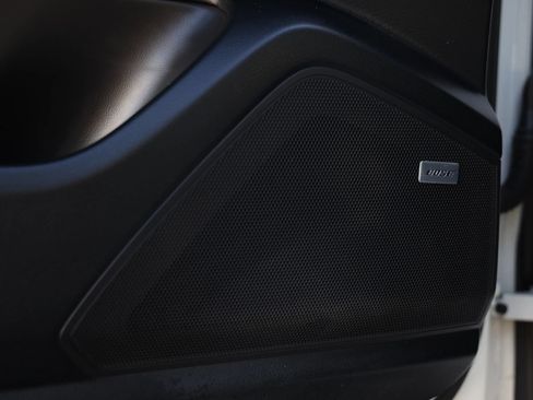 Used 2019 Porsche Cayenne AWD/4WD image 35