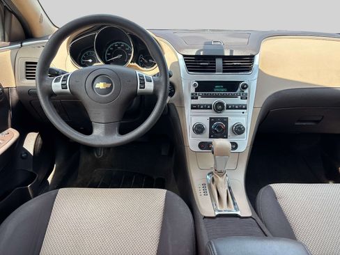 Used 2011 Chevrolet Malibu LS FWD image 8