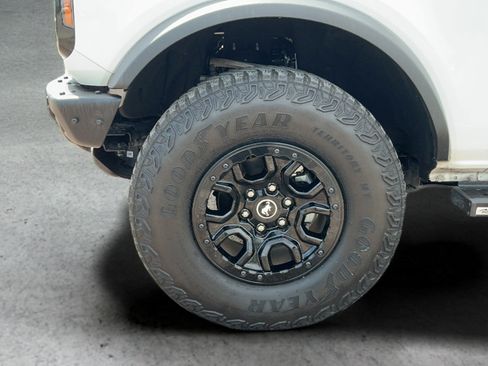 Used 2024 Ford Bronco Wildtrak AWD/4WD image 26