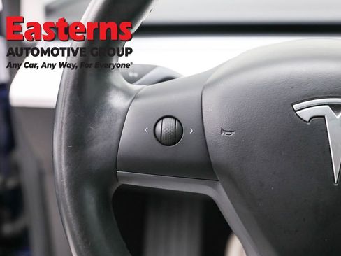 Used 2018 Tesla Model 3 Long Range image 16