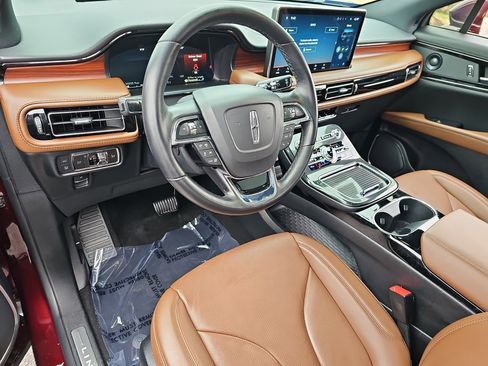 Used 2022 Lincoln Nautilus Reserve w/ Equipment Group 201A image 16