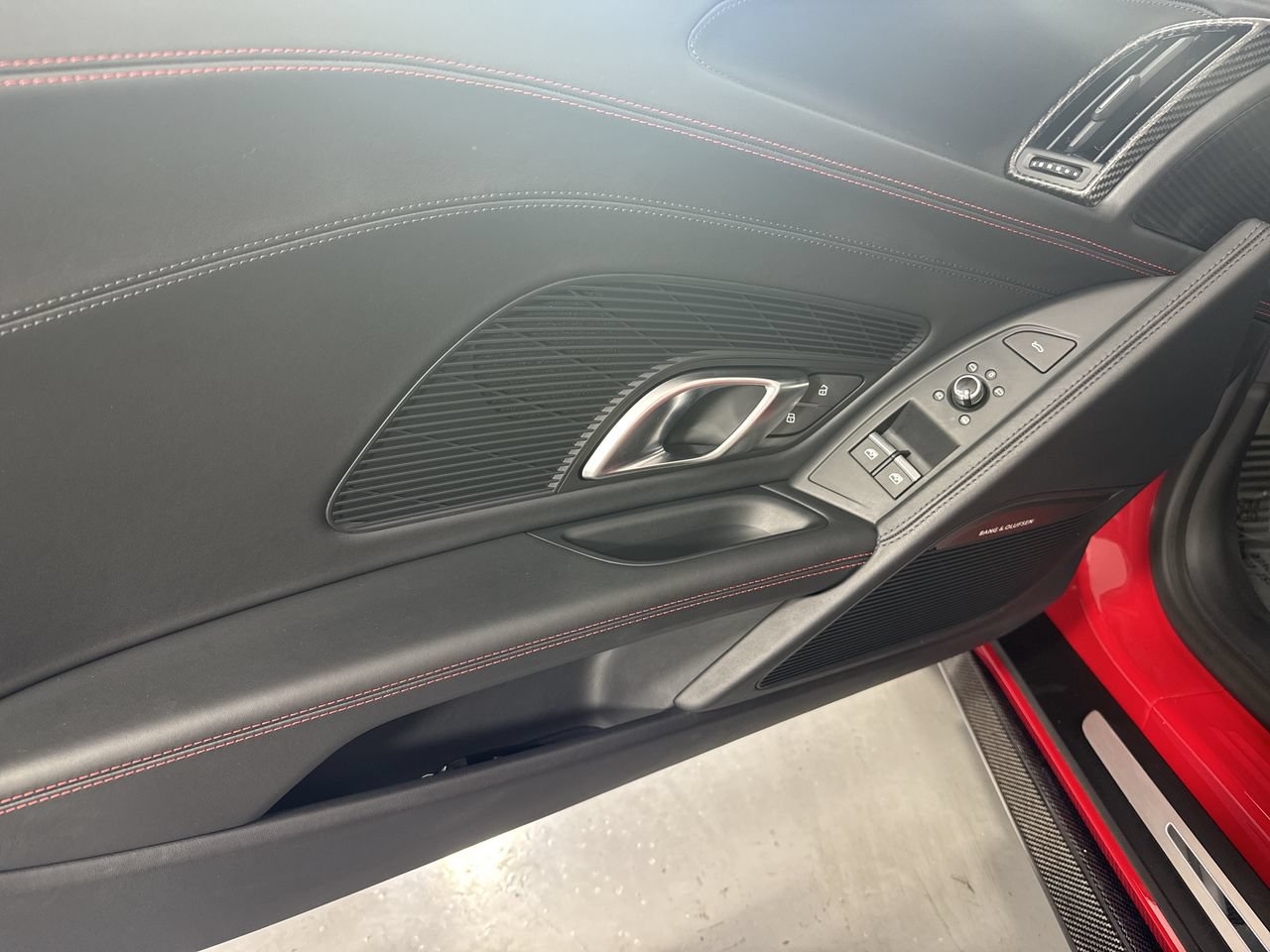 Used 2023 Audi R8 V10 performance w/ Carbon Exterior Package RWD image 25