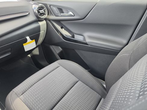 New 2026 Chevrolet Equinox LT w/ Safety and Technology Package FWD image 20