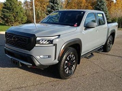 Certified 2022 Nissan Frontier PRO-4X w/ Technology Package AWD/4WD image 1