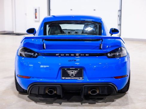 Used 2022 Porsche 718 Cayman GT4 RWD image 8