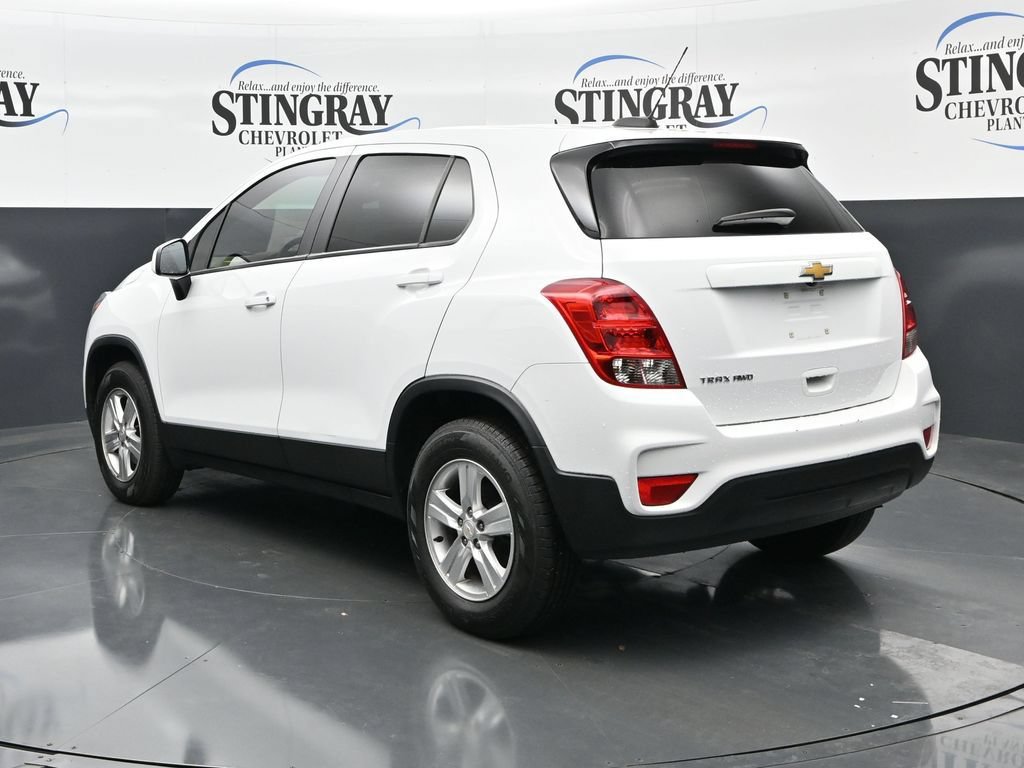 Certified 2022 Chevrolet Trax LS w/ Tint and Cruise Package AWD/4WD image 5