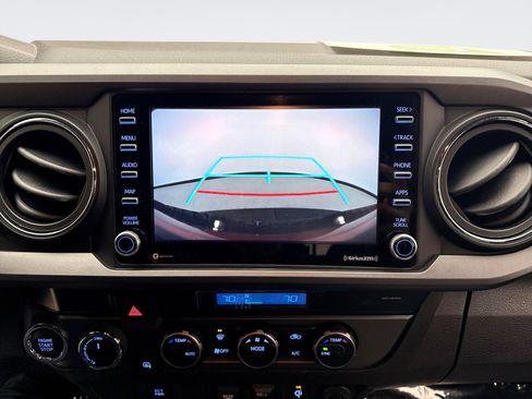 Used 2021 Toyota Tacoma TRD Sport image 15