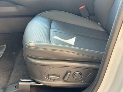 New 2026 Kia Sorento S image 14