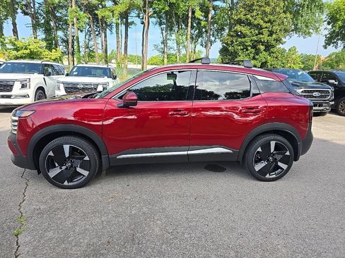 Certified 2025 Nissan Kicks SR w/ Illumination Package AWD/4WD image 5