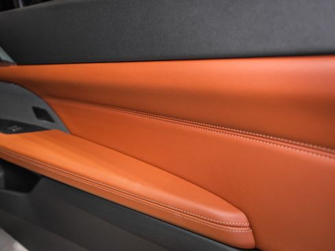Used 2027 BMW M4 Coupe w/ M Driver's Package RWD image 46