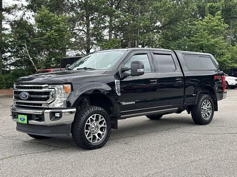 Certified 2022 Ford F350 Lariat w/ Lariat Ultimate Package AWD/4WD image 3