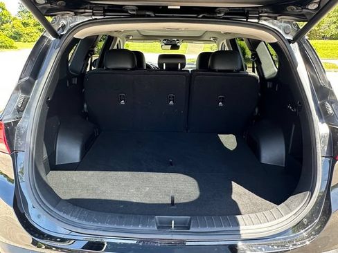 Used 2022 Hyundai Santa Fe SEL w/ Convenience + Premium Package AWD/4WD image 32