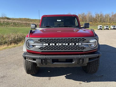 New 2025 Ford Bronco Badlands image 8