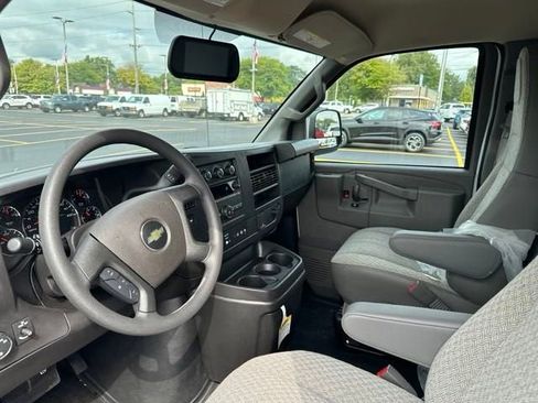 New 2024 Chevrolet Express 3500 w/ Power Convenience Package image 9