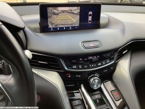 Used 2023 Acura TLX w/ Technology Package image 10