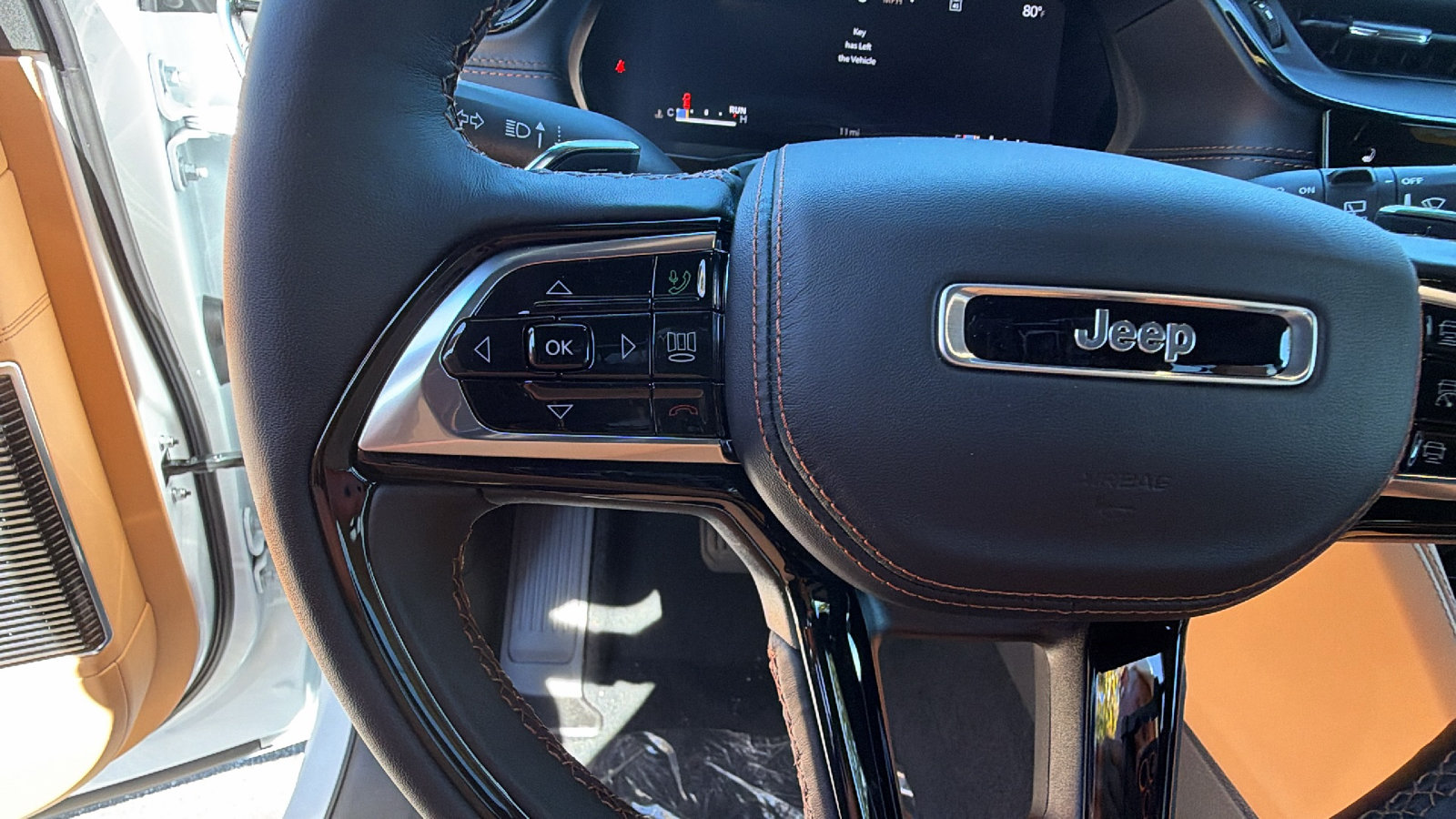 New 2027 Jeep Grand Cherokee Summit AWD/4WD image 21