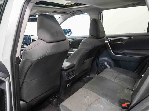 Used 2019 Toyota RAV4 XLE image 19