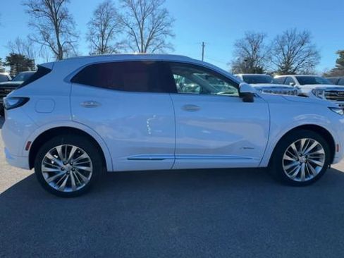 New 2026 Buick Envision Avenir image 9