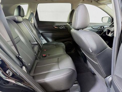 Certified 2018 Nissan Rogue SL image 22