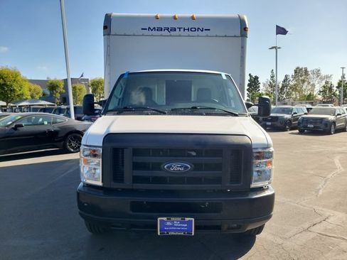 Certified 2019 Ford E-350 and Econoline 350 Super Duty RWD image 18