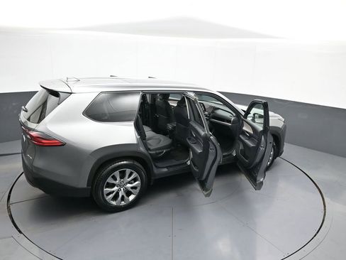 Certified 2025 Toyota Grand Highlander AWD Hybrid image 47