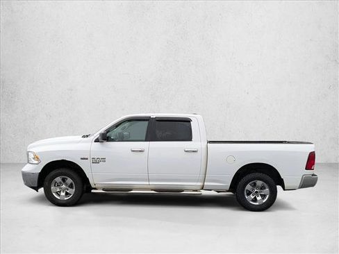 Used 2019 RAM 1500 Classic SLT image 8