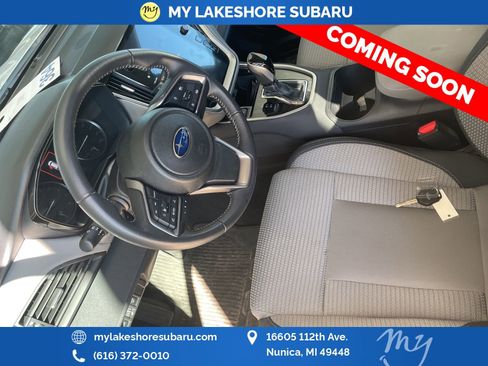 Used 2025 Subaru Outback Premium w/ Popular Package #1A image 12