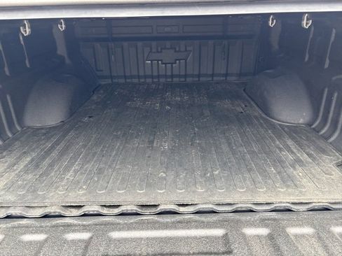 Used 2019 Chevrolet Colorado LT w/ Redline Special Edition image 17